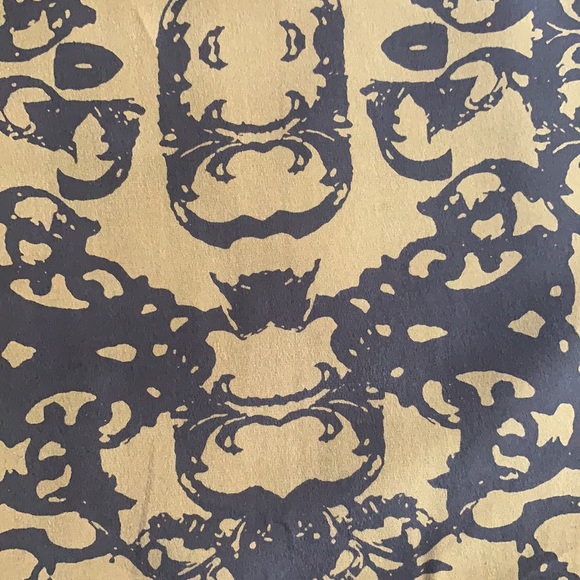 Addison Silk Short Sleeve Top in Olive Green Print - Picture 4 of 6